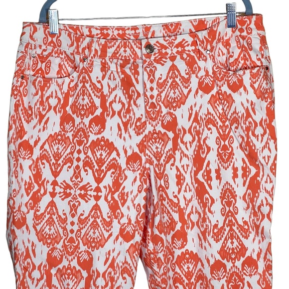 Chico’s The Platinum Crop Coral Ikat Print Women’s Cropped Pants Chico’s… - Picture 2 of 12